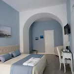Oda ve Kahvaltı Prisca 4*