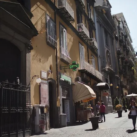 Prisca Bed & Breakfast 4*