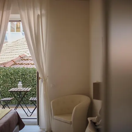 Bed & Breakfast Prisca Naples